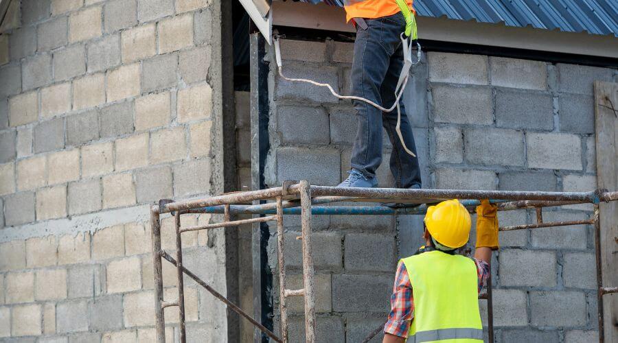 Professional residential roofers in Farmville, VA